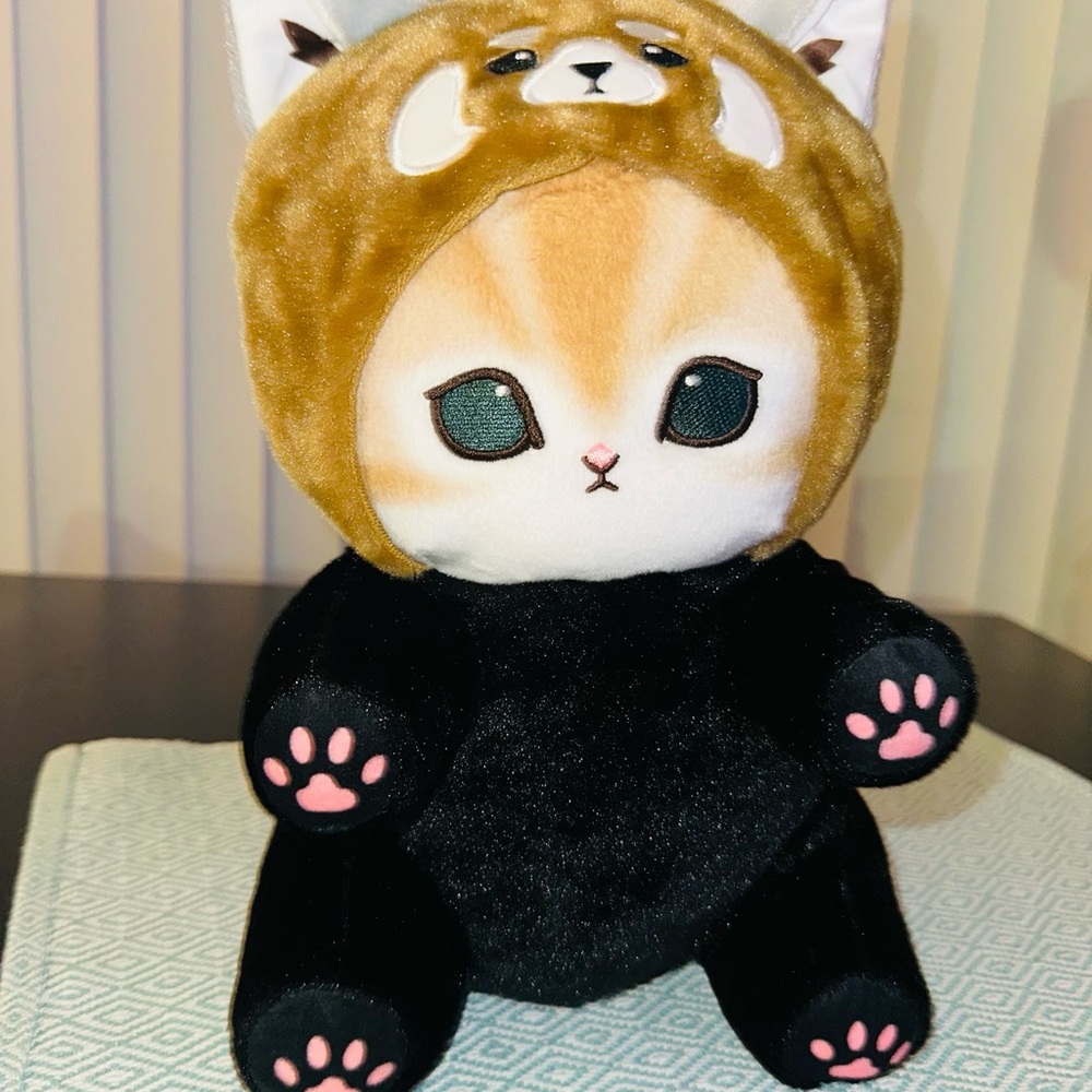 11” Mofusand Red Panda Meow NWOT